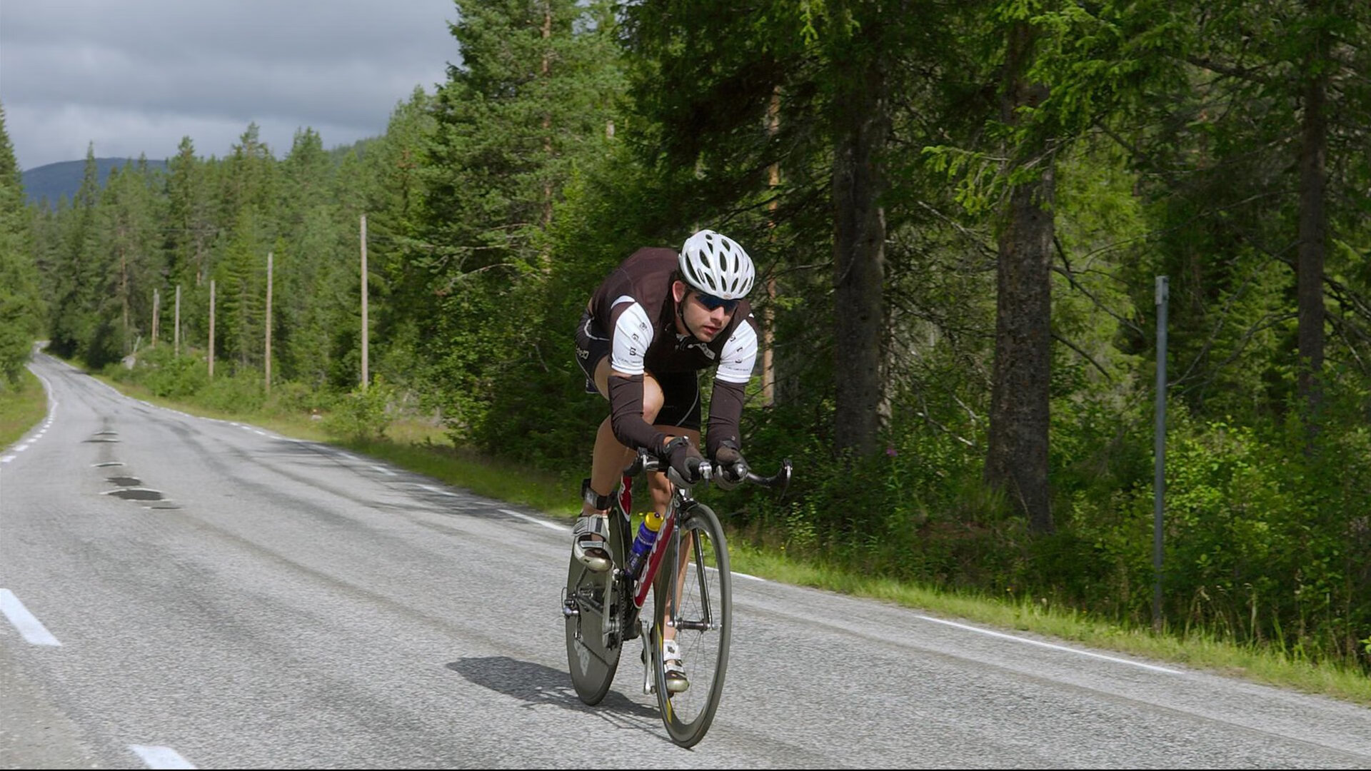 阿圭罗爆发破蓝军铁幕，切尔西连续得分压制法国足球的战术革命