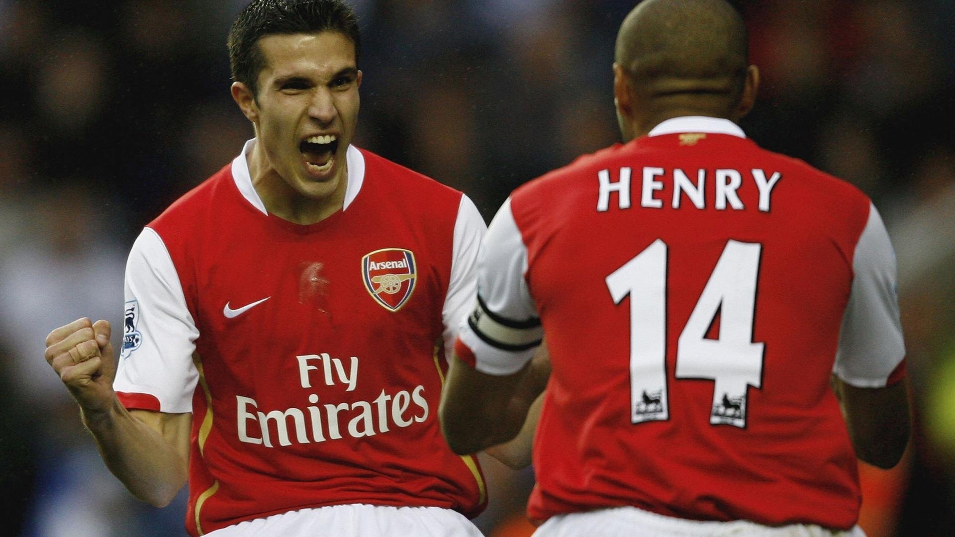 绿茵绝杀与球台烽火,当波兰队逆转德国,林高远点燃赛场之夜